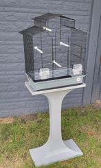 Vogelkooi op staander, nieuwstaat, Ophalen of Verzenden, Zo goed als nieuw, Metaal, Vogelkooi