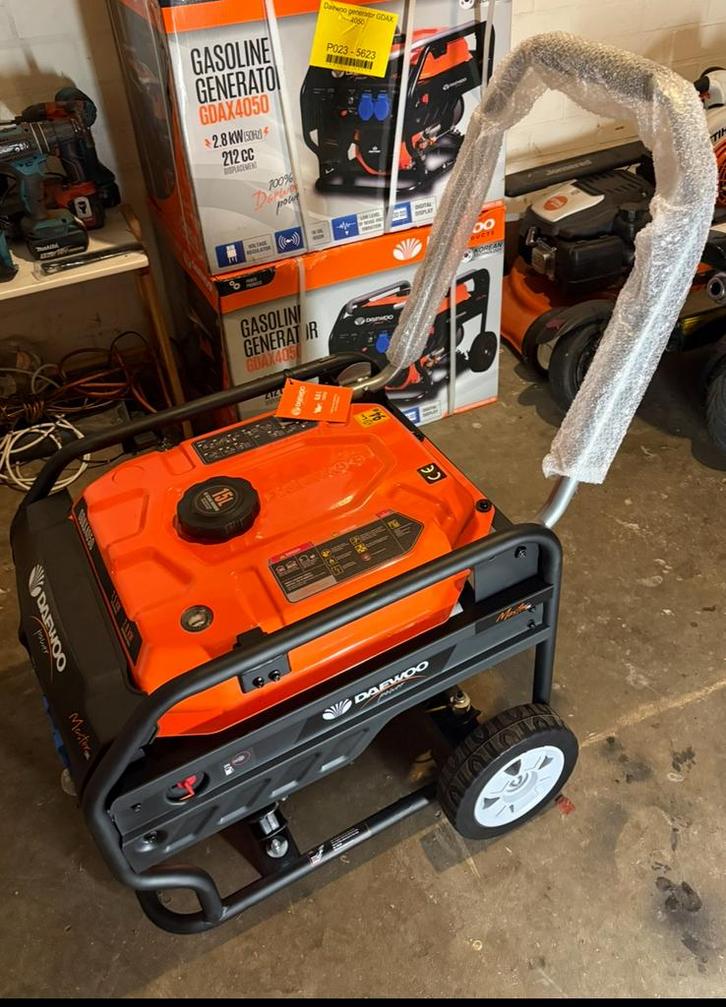 De Generator gdax 4050, Doe-het-zelf en Verbouw, Aggregaten, Nieuw, Benzine, Minder dan 5 kVA, Ophalen of Verzenden
