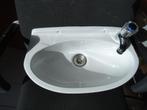 Toilet fonteintje met kraan en afvoer 40x23cm, Ophalen of Verzenden, Gebruikt, Steen, Overige typen