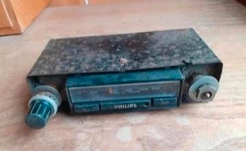 Oude vintage Philips autoradio mancave  beschikbaar voor biedingen
