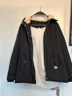 Warme getailleerde winterjas zwart maat 38/40, Ophalen of Verzenden, Zo goed als nieuw, Maat 38/40 (M), Zwart