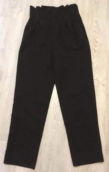 Mooie nette zwarte paperbag broek , maat 34 beschikbaar voor biedingen