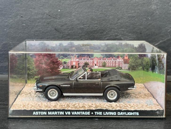 Aston Martin v8 Vantage * The Living Daylights, Hobby en Vrije tijd, Modelauto's | 1:43, Nieuw, Auto, Overige merken, Ophalen of Verzenden