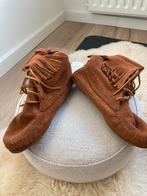 Minnetonka’s, ibiza style laarsjes, Kleding | Dames, Schoenen, Ophalen of Verzenden, Zo goed als nieuw