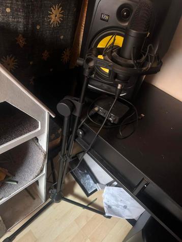 Rode NT1 + AI-1 Studio Kit met Microfoonstandaard beschikbaar voor biedingen