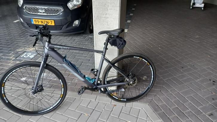 Elektrische sportfiets, Fietsen en Brommers, Elektrische fietsen, Zo goed als nieuw, Overige merken, Ophalen