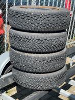 Volvo V70 - 195/65R15 winter / spike banden - garbage run, Auto-onderdelen, Banden en Velgen, Ophalen, 15 inch, Winterbanden, Band(en)