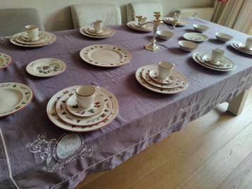 Wedgwood windsor christmas kerst servies  beschikbaar voor biedingen