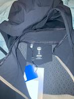 Under Armour Jas - Nieuw met kaartje, Ophalen of Verzenden, Nieuw, Maat 46 (S) of kleiner, Zwart