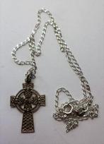 Mooi zilveren Keltisch kruis met ketting (7939-157), Antiek en Kunst, Antiek | Religie, Ophalen of Verzenden