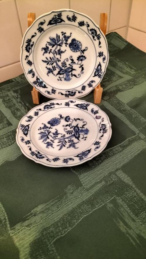 2 Danube  Gebaksbordjes 17 cm doorsnee - Nieuw., Huis en Inrichting, Keuken | Servies, Nieuw, Bord(en), Overige stijlen, Porselein
