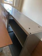 Oud ijzer: Kast en bureau frame, Ophalen, Met plank(en), Gebruikt, 100 tot 150 cm