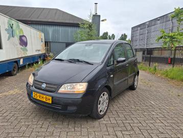 Fiat Idea 1.4 16V 2005 Zwart beschikbaar voor biedingen