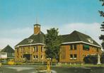 DELFZIJL Gemeentehuis met Verkeerszuil, Verzamelen, Verzenden, 1960 tot 1980, Ongelopen, Groningen