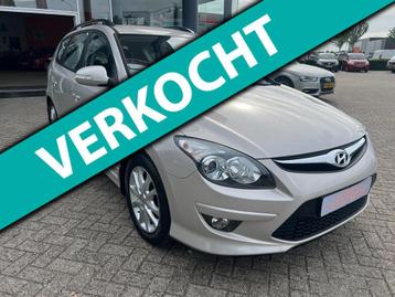 Hyundai I30 CW 1.6i i-Motion, Clima Airco, Cruise, trekhaak  beschikbaar voor biedingen