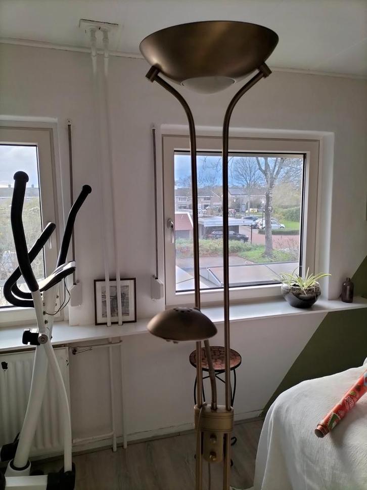 Staande lamp met leeslamp, Huis en Inrichting, Lampen | Vloerlampen, Gebruikt, 150 tot 200 cm, Metaal, Ophalen