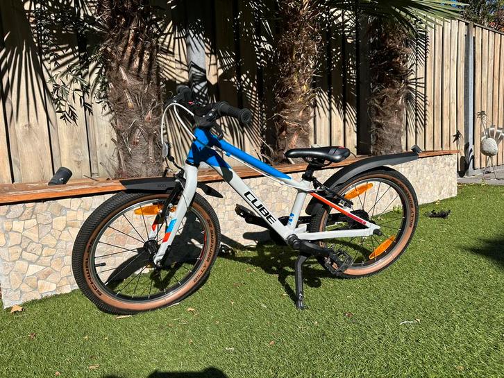 Cube acid 18 inch 180 ZO GOED ALS NIEUW!!, Fietsen en Brommers, Fietsen | Jongens, Zo goed als nieuw, 18 inch, Ophalen