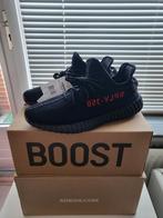 Adidas Yeezy Boost 350 v2 Black Red 45 1/3 [new], Kleding | Heren, Schoenen, Zwart, Nieuw, Ophalen of Verzenden, Sneakers of Gympen