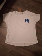 Nieuw! Witte Azara T-shirt met NY print - Maat M, Kleding | Dames, Maat 38/40 (M), Wit, Nieuw, Ophalen of Verzenden