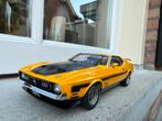 1:18 Ford Mustang Mach 1 Fastback geel 1971 Autoart 72821, Hobby en Vrije tijd, Modelauto's | 1:18, Auto, Autoart, Ophalen of Verzenden