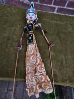 Indische wajangpop met bruine sarong., Verzenden