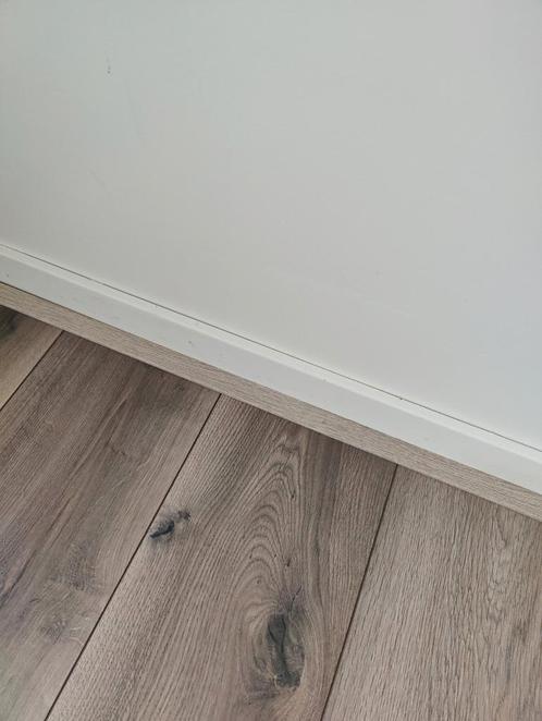 Vloer klik laminaat - Ikea, Doe-het-zelf en Verbouw, Plinten en Afwerking, Zo goed als nieuw, Plinten, Mdf, Ophalen