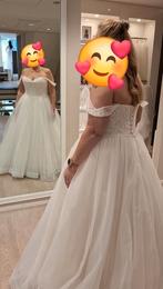 Prachtige A-lijn Bruidsjurk met sleep (by Lisa Donetti), Kleding | Dames, Trouwkleding en Trouwaccessoires, Ophalen, Zo goed als nieuw