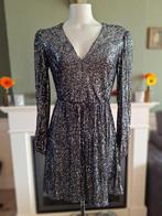 Rinascimento paillet glitter jurk S 36 gratis verz, Kleding | Dames, Jurken, Verzenden, Zwart, Rinascimento, Zo goed als nieuw