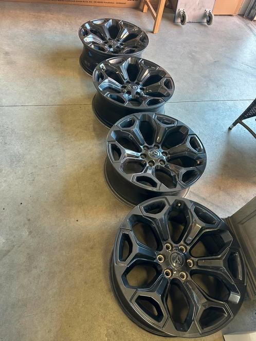 Originele Dodge RAM 1500 limeted  22 inch  velgen , Auto-onderdelen, Banden en Velgen, Velg(en), Overige maten, Gebruikt, Ophalen