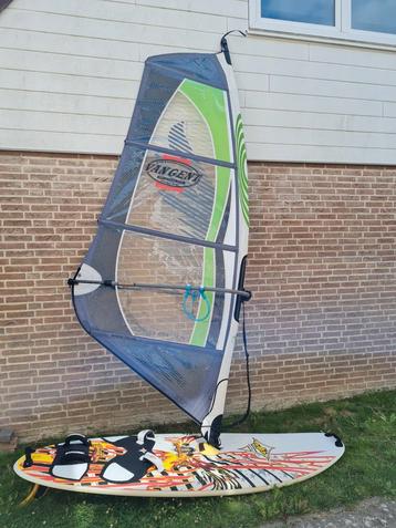 JP Young Gun 115 ltr windsurfset met 3.5 zeil beschikbaar voor biedingen