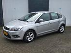 Ford Focus Ghia 1.6 74KW 5D 2010, airconditioning, Auto's, Ford, Zwart, 4 cilinders, Metallic lak, Origineel Nederlands