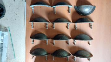 12 Schelphandgrepen beschikbaar voor biedingen