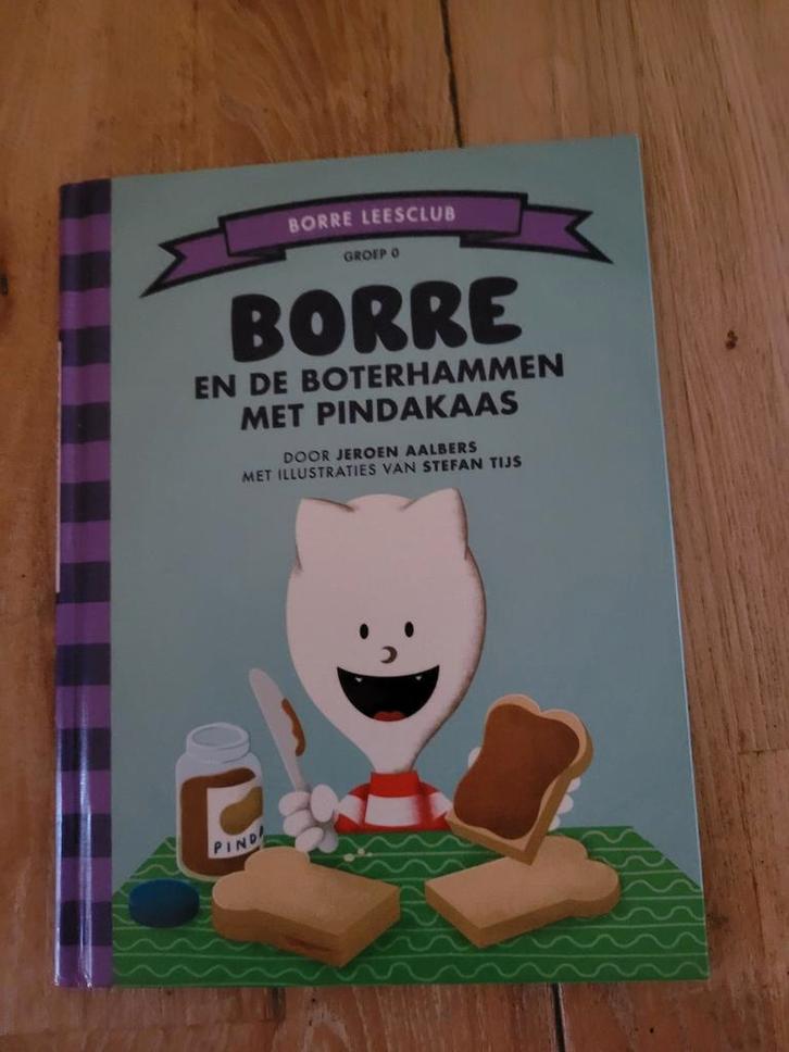 Borre en de boterhammen met pindakaas, Boeken, Kinderboeken | Jeugd | onder 10 jaar, Zo goed als nieuw, Sprookjes, Ophalen of Verzenden