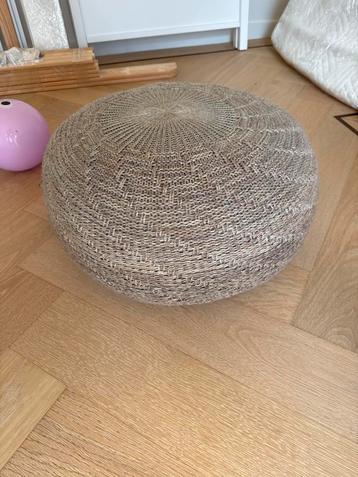 Ikea Poef - Comfortabel en Stijlvol! beschikbaar voor biedingen