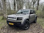 Land Rover Defender 110 2.0 P400e 110 S, Auto's, Land Rover, Automaat, Stof, Gebruikt, 4 cilinders