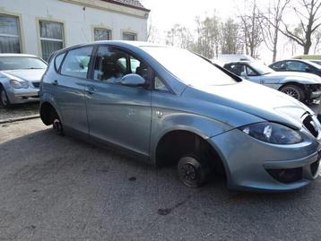 Seat Altea Bj 2004 2.0 tdi 6 gang motorschade voor demontage beschikbaar voor biedingen
