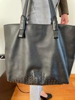 Tod's zwarte handtas model shopper in nieuwe staat, Handtas, Ophalen of Verzenden, Zo goed als nieuw, Zwart