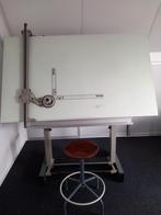 Tekentafel nestler, Ophalen, Gebruikt, 150 tot 170 cm