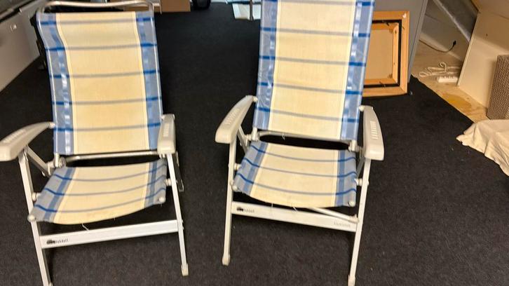 2 of 4 dukdalf stoelen 25 euro per 2 of 4 voor 40 euro., Tuin en Terras, Tuinstoelen, Gebruikt, Aluminium, Inklapbaar, Ophalen of Verzenden
