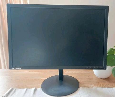 Computerscherm van Lenovo - ThinkVision, Computers en Software, Monitoren, Zo goed als nieuw, 60 Hz of minder, Onbekend, Ophalen