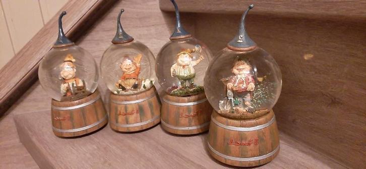 laven efteling schuddebollen., Verzamelen, Efteling, Zo goed als nieuw, Beeldje of Poppetje, Ophalen of Verzenden