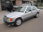 MERCEDES 190 E 2.0 AUTOMAAT, Auto's, Mercedes-Benz, Automaat, Zwart, 4 cilinders, Bedrijf