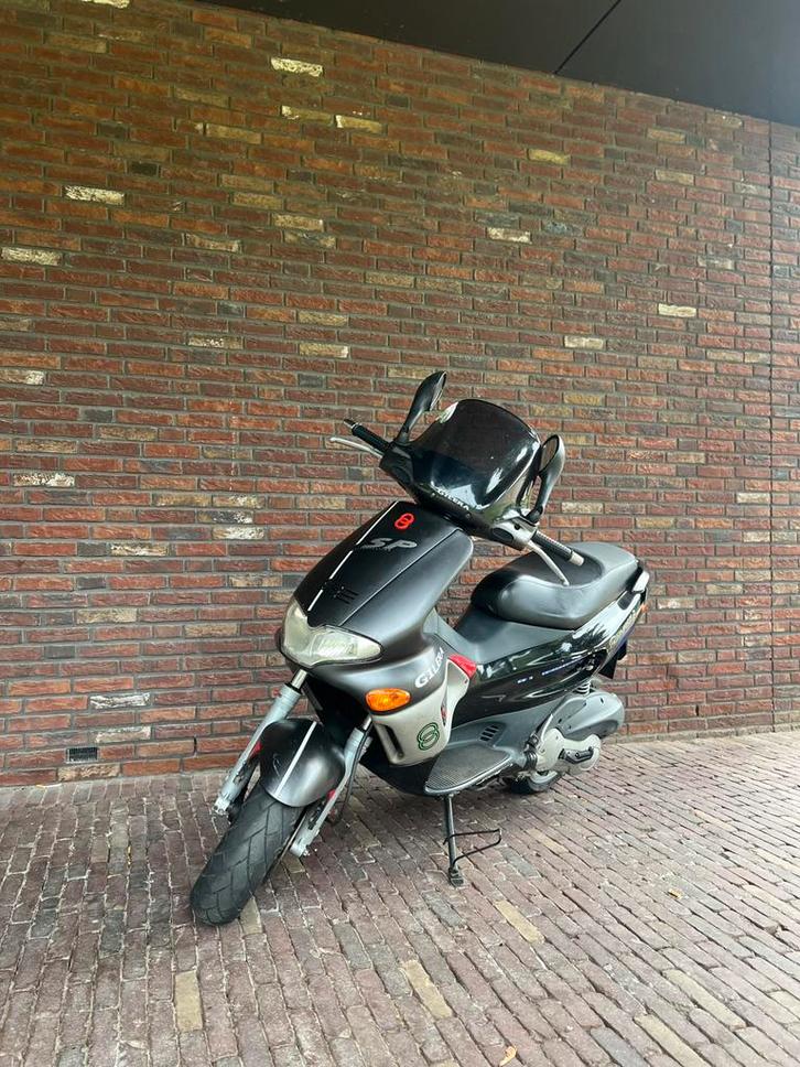 Gilera Runner 180cc M08 DD (Piaggio) (Vespa) (Zip), Fietsen en Brommers, Scooters | Piaggio, Zo goed als nieuw, Overige modellen