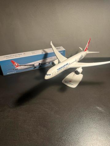 Turkish Airlines B787-9 Schaalmodel 1:200 beschikbaar voor biedingen