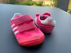 Adidas slofjes / schoentjes met klittenband, Kinderen en Baby's, Babykleding | Schoentjes en Sokjes, Ophalen of Verzenden, Zo goed als nieuw