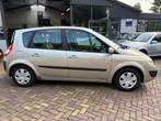 Renault Scénic 1.6-16V Dynamique Luxe Nieuwe APK keuring, Auto's, Renault, Voorwielaandrijving, 65 €/maand, Stof, Gebruikt