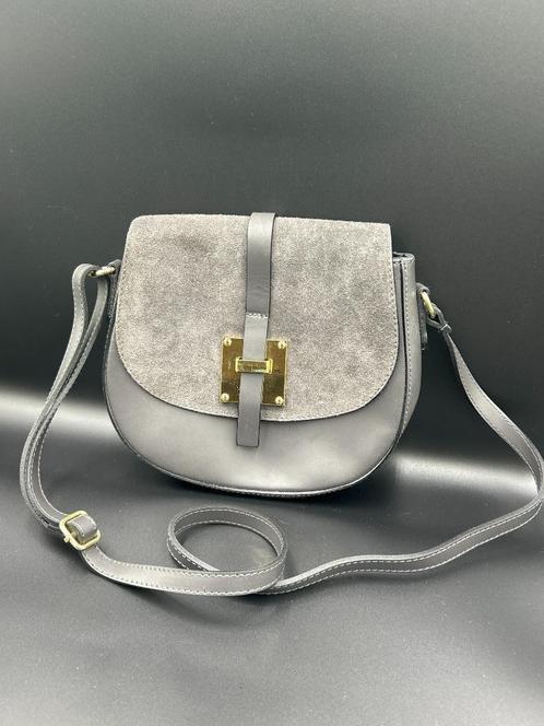 Borse in Pelle Crossbody Damestas – Echt Leder – Lichtgrijs, Sieraden, Tassen en Uiterlijk, Tassen | Damestassen, Zo goed als nieuw