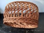 Vintage 1970s gevlochten rotan/rieten mand, Ophalen of Verzenden, Gebruikt, Riet