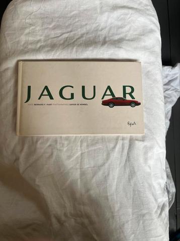 Jaguar, Bernard Viart, Franstalig met foto’s beschikbaar voor biedingen