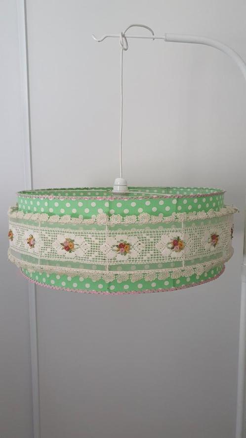 Hanglamp, Lampenkap  kinderkamer, retro, polkadot, bloemen, Huis en Inrichting, Lampen | Lampenkappen, Zo goed als nieuw, Rond